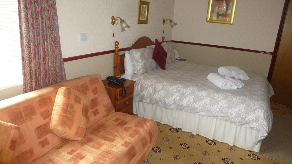 Whitehall Guest House Colwyn Bay Kültér fotó