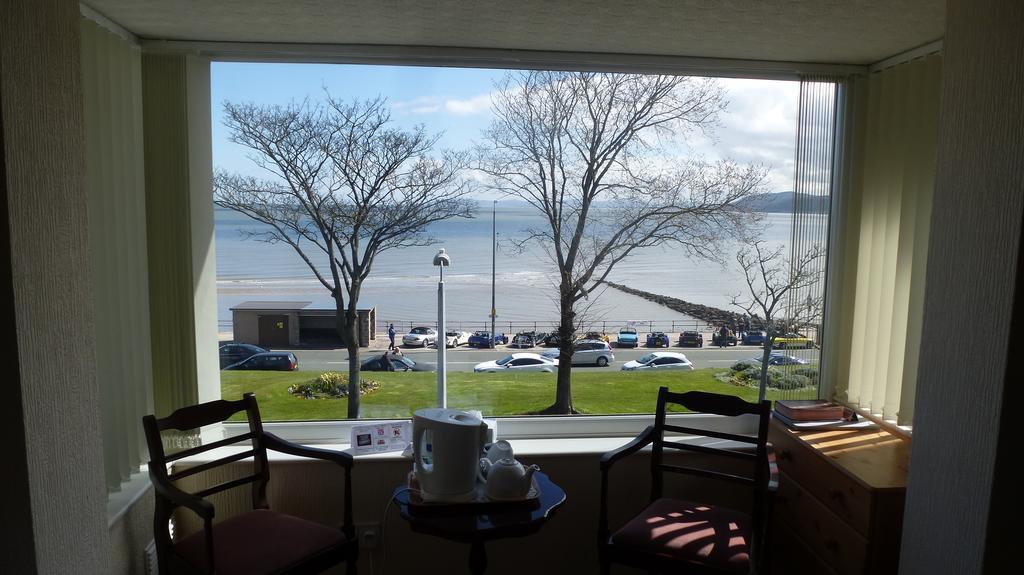 Whitehall Guest House Colwyn Bay Kültér fotó